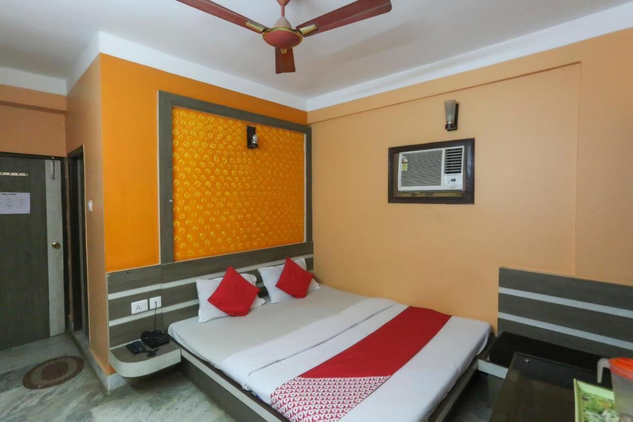Oyo 60609 Hotel Tanushree Rampurhat Bagian luar foto