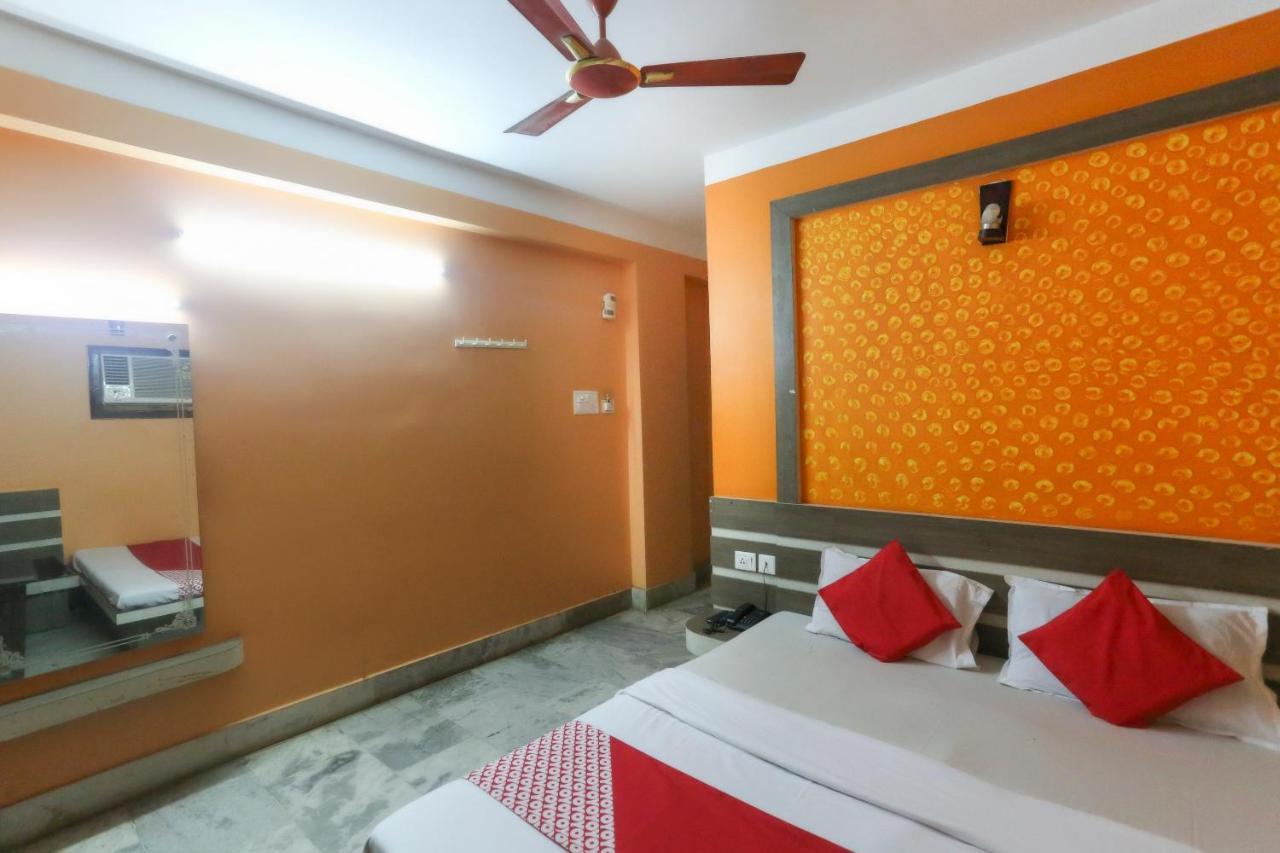Oyo 60609 Hotel Tanushree Rampurhat Bagian luar foto