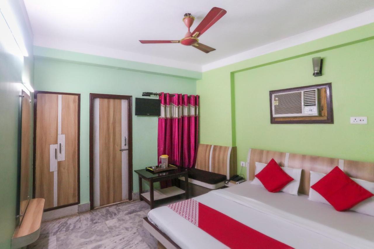 Oyo 60609 Hotel Tanushree Rampurhat Bagian luar foto