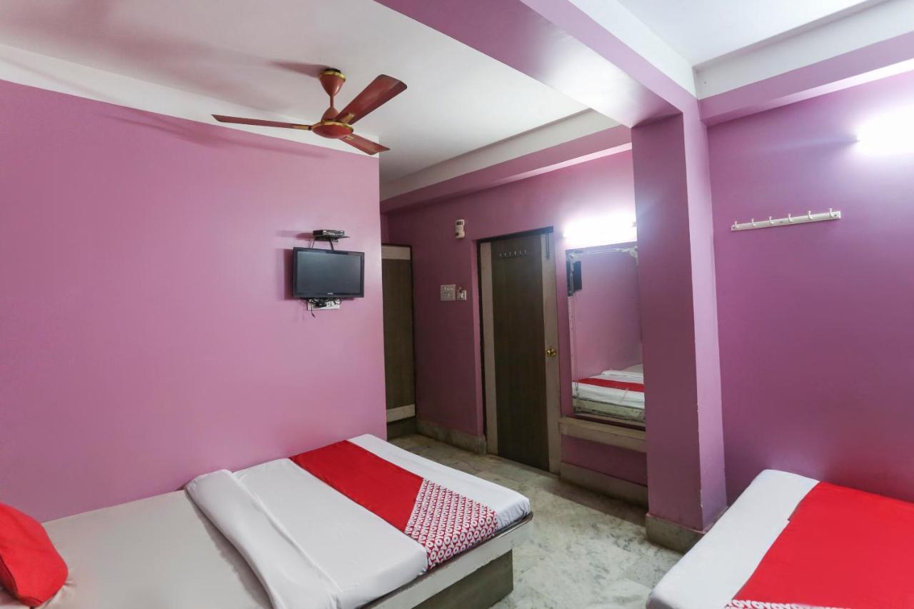 Oyo 60609 Hotel Tanushree Rampurhat Bagian luar foto